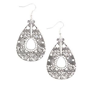 Paparazzi jewelry